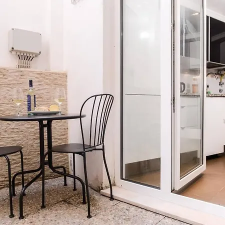 Cosy Studio Near Arroios *
